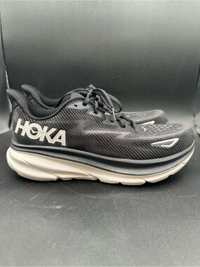 Hoka One One Clifton 9 Black White Athletic Running Shoes Women Size 10.5B